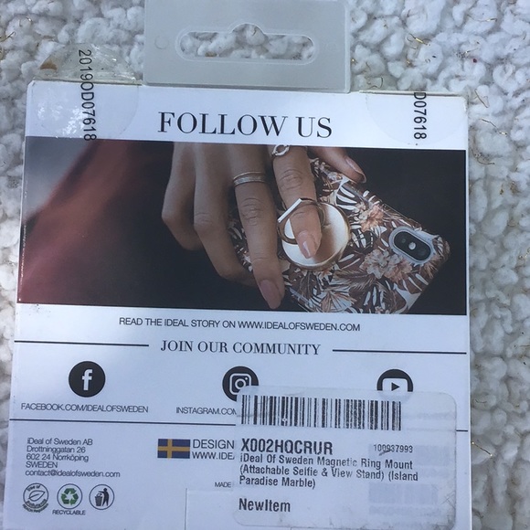 IDeal of Sweden Magnetic Ring Mount style design (Island Paradise Marble) - Picture 2 of 4